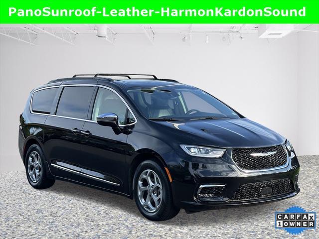 2022 chrysler pacifica limited