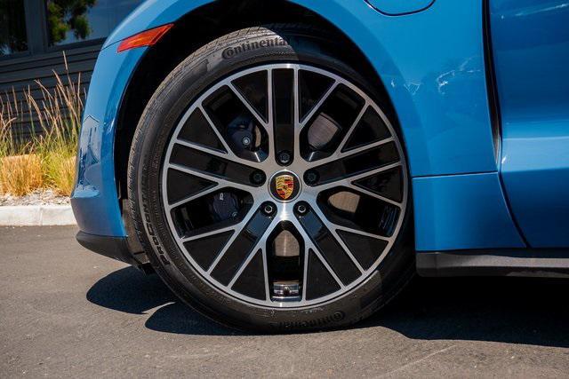 2023 porsche taycan base