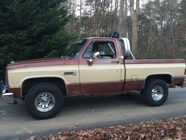 1982 gmc classic