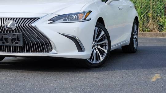 2020 Lexus ES