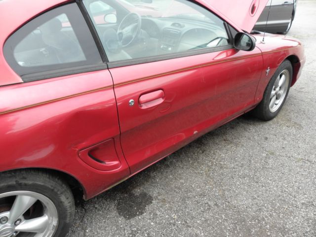 1994 ford mustang - no reserve