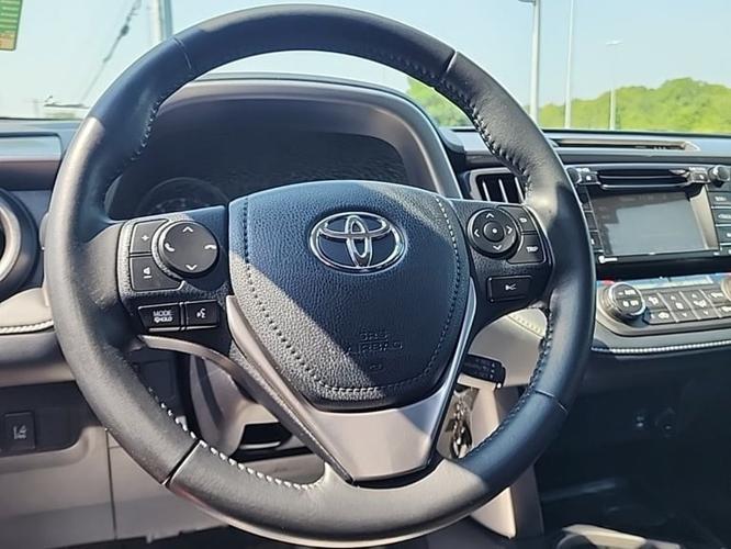 2017 toyota rav4 xle in nicholasville, kentucky