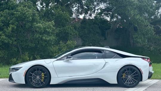 2017 BMW i8