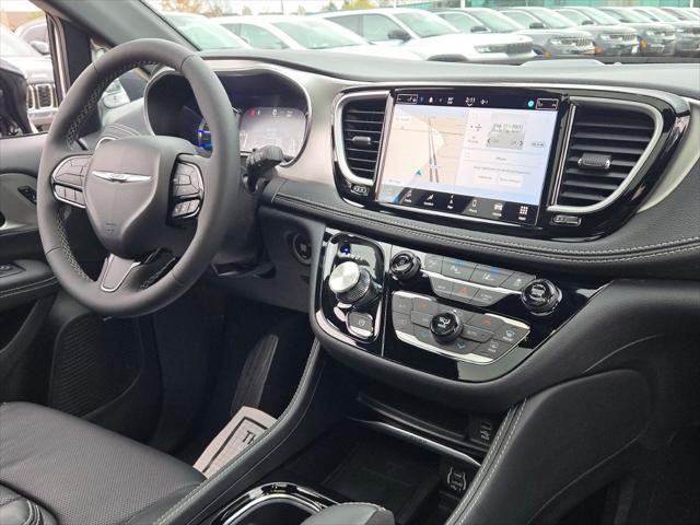 2024 chrysler pacifica hybrid premium s appearance pkg