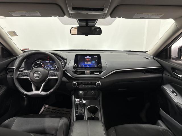 2022 nissan altima 2.5 sv