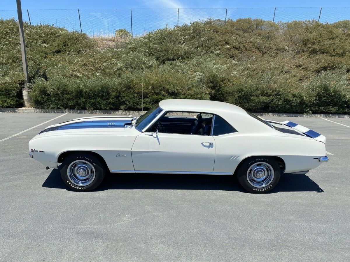 1969 chevrolet camaro z28 37419 miles white coupe 4-speed manual