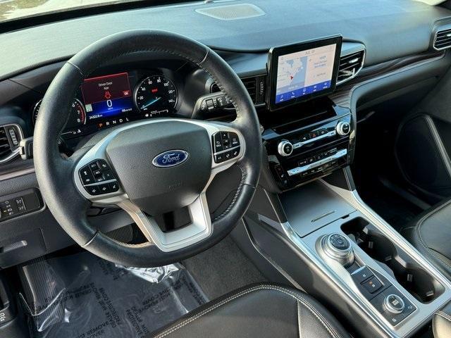 2022 ford explorer limited