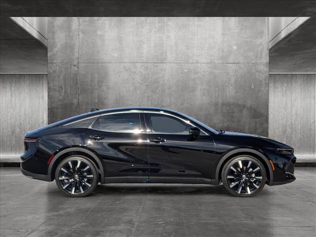 2023 toyota crown platinum