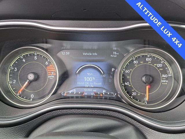2023 jeep cherokee altitude