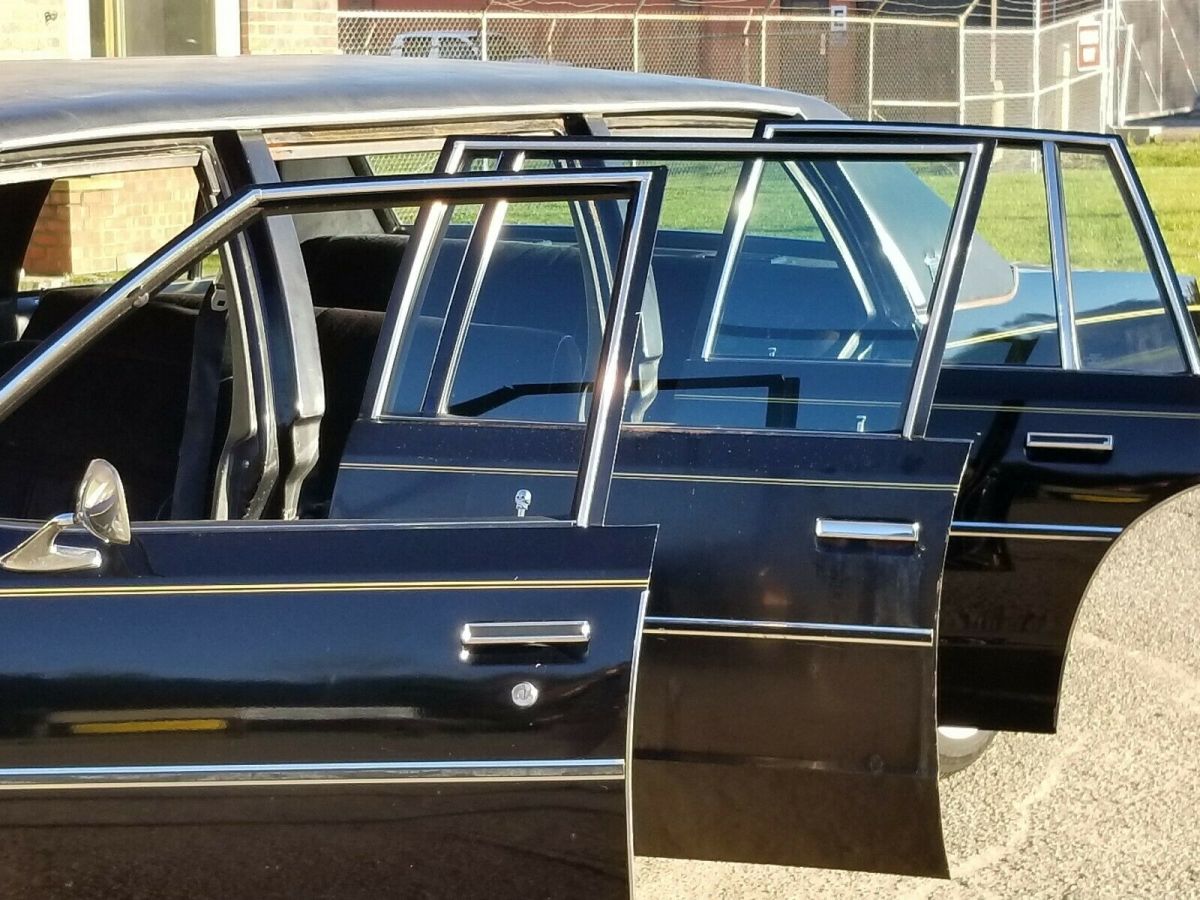 6 door oldsmobile more soon