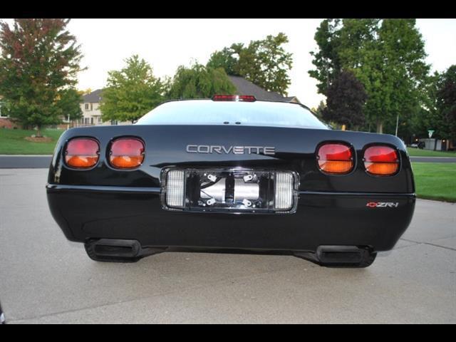 make offer 1994 corvette zr1 rhd 3k miles as new only one in the world!!!