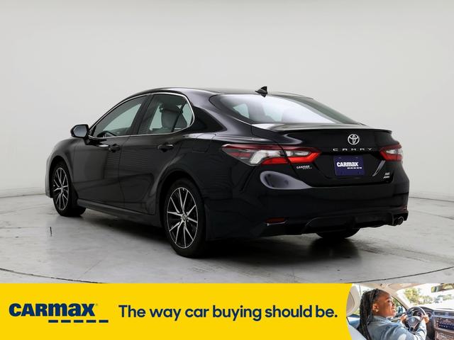 2022 toyota camry se night shade
