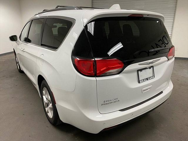 2020 chrysler pacifica touring l