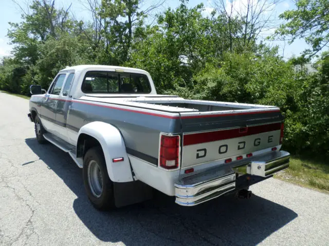 1993 dodge ram ext cab 350 custom/ le dually 5.9 cummins low miles 3500 2500