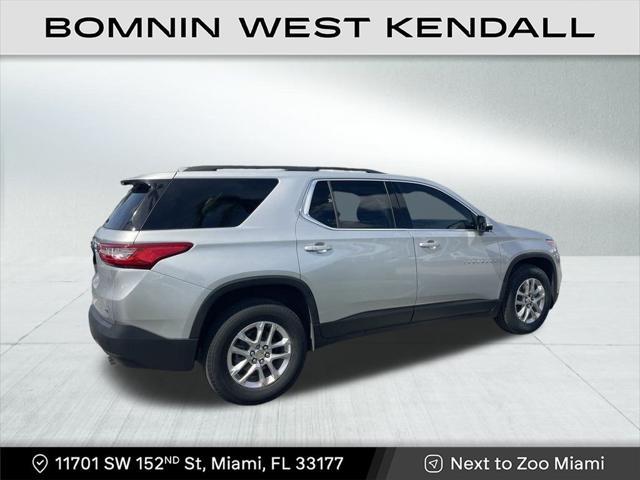 2021 chevrolet traverse lt cloth