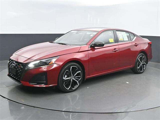 2023 nissan altima 2.5 sr