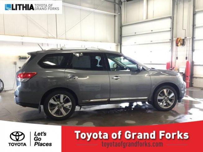 2015 nissan pathfinder platinum for sale in grand forks, north dakota