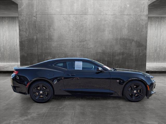 2017 chevrolet camaro 1lt