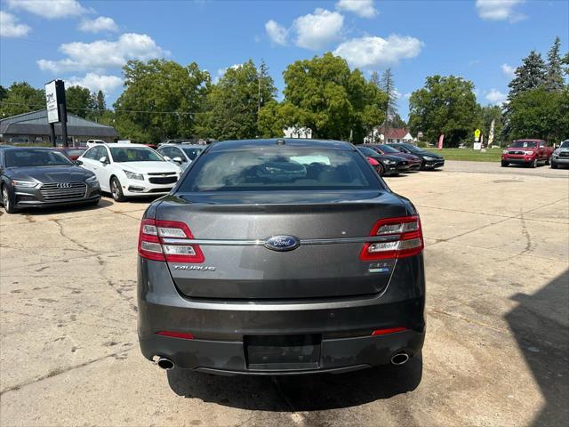 2018 ford taurus sel