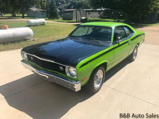1973 plymouth duster 0 sassy green coupe 8 cyl, automatic