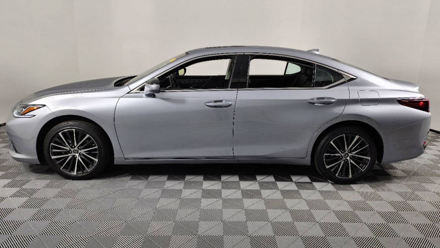 2024 lexus es 250