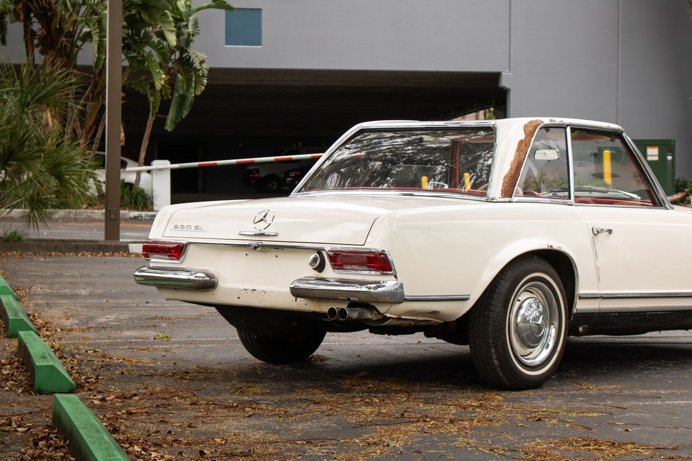 1964 mercedes-benz 230sl pagoda