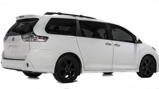 2015 Toyota Sienna