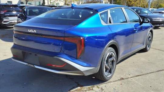2025 Kia K4