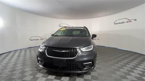 2022 chrysler pacifica touring-l in gary, indiana