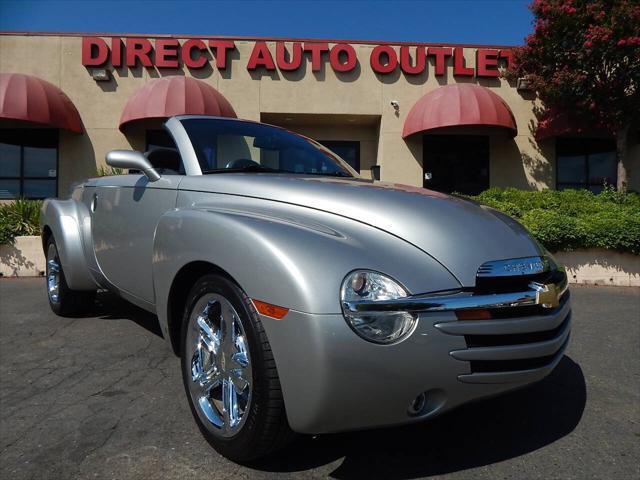 2006 chevrolet ssr base 2dr regular cab convertible sb