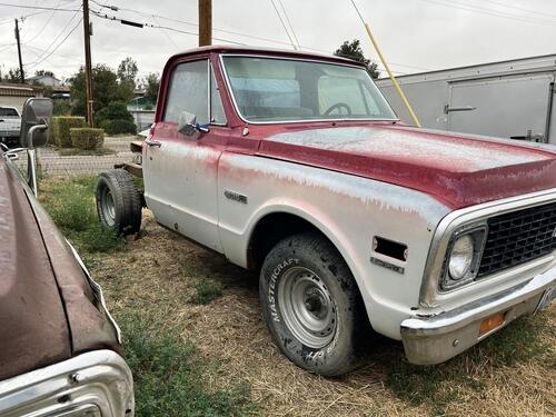 2wd 1/2 ton has ac, 350/350 posi rearend rally wheels has new rockers