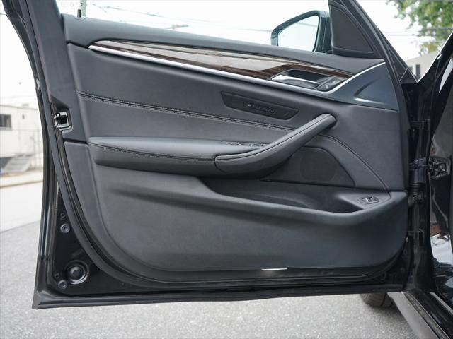 2021 bmw 530 xdrive