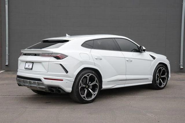 2020 lamborghini urus $272,775 msrp!!!