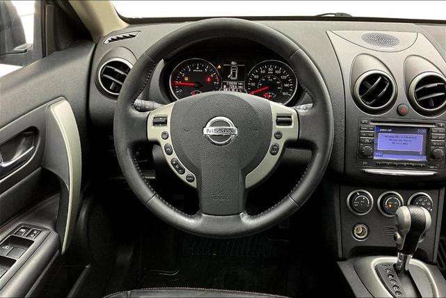 2011 nissan rogue sv
