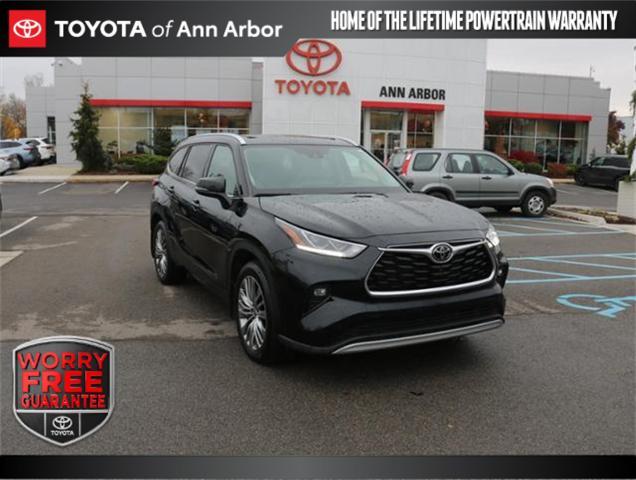 2021 toyota highlander platinum