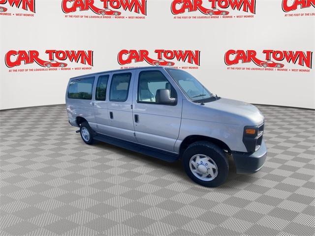 2014 ford e350 super duty xl