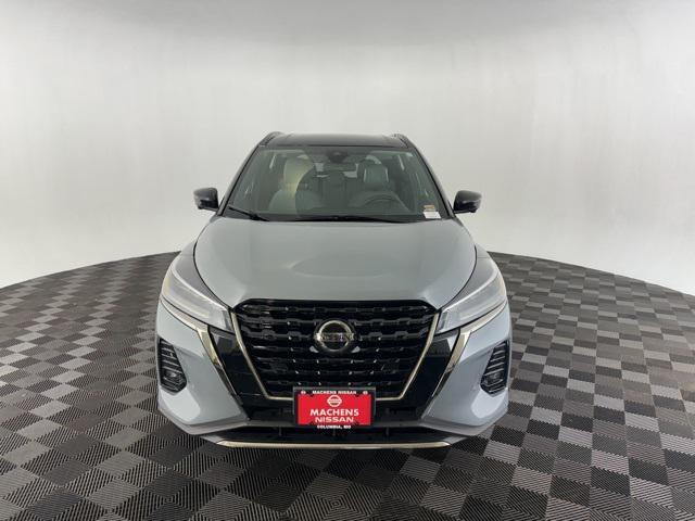 2021 nissan kicks sr