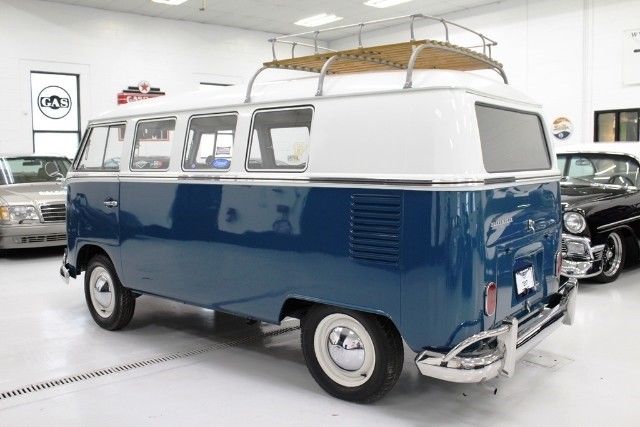 1967 volkswagen bus