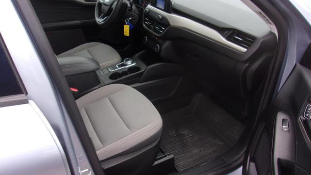 2022 ford escape s