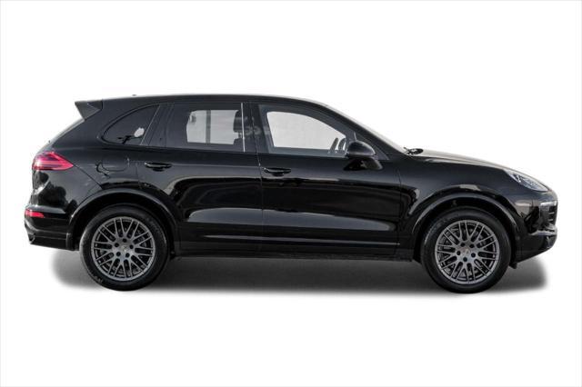 2017 porsche cayenne platinum edition