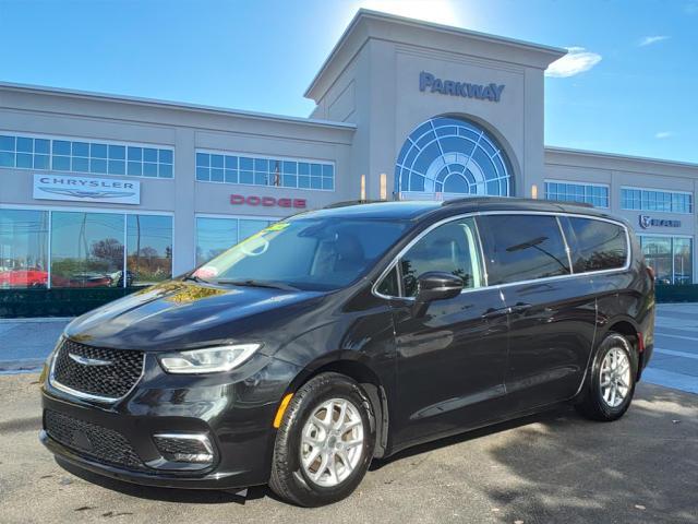 2022 chrysler pacifica touring-l