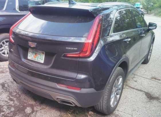 2023 cadillac xt4 premium luxury