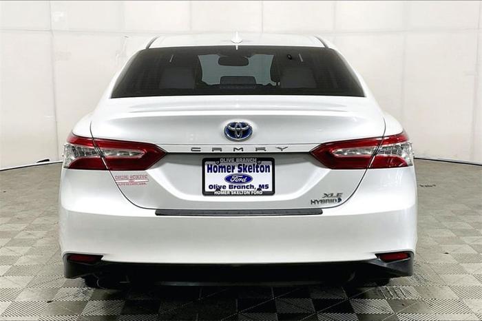 2020 toyota camry xle in mineral wells, mississippi