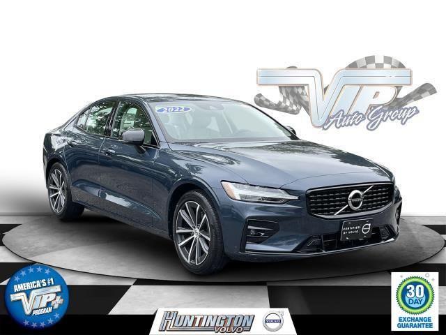 2022 volvo s60 b5 momentum
