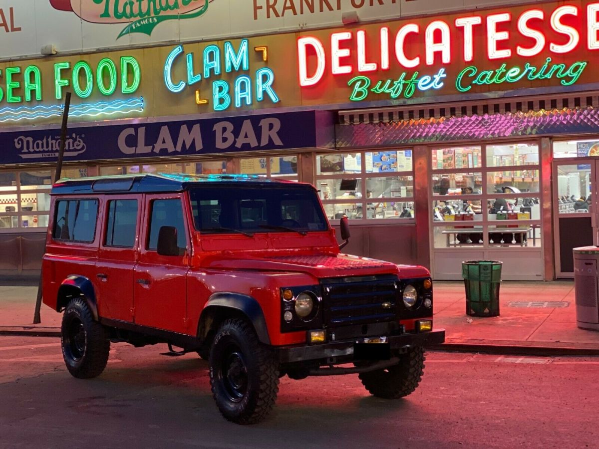land rover defender 110 (no rust) (custom color) (lhd)