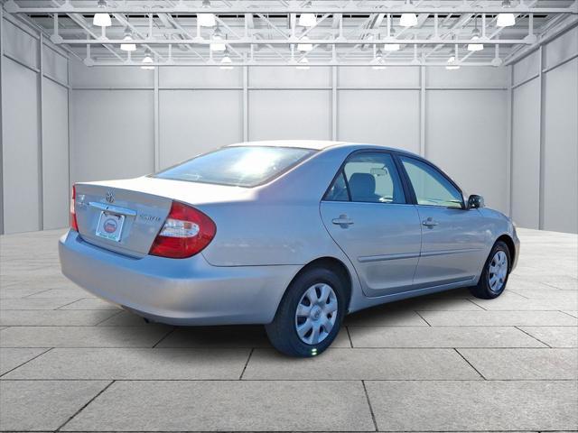 2003 toyota camry le