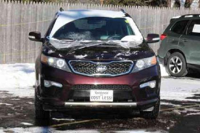 2013 kia sorento sx in albany, ny