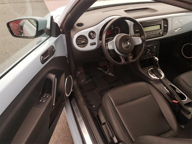 2013 volkswagen beetle 2.5l 2.5l 2dr convertible 6a for sale in fayetteville, arkansas