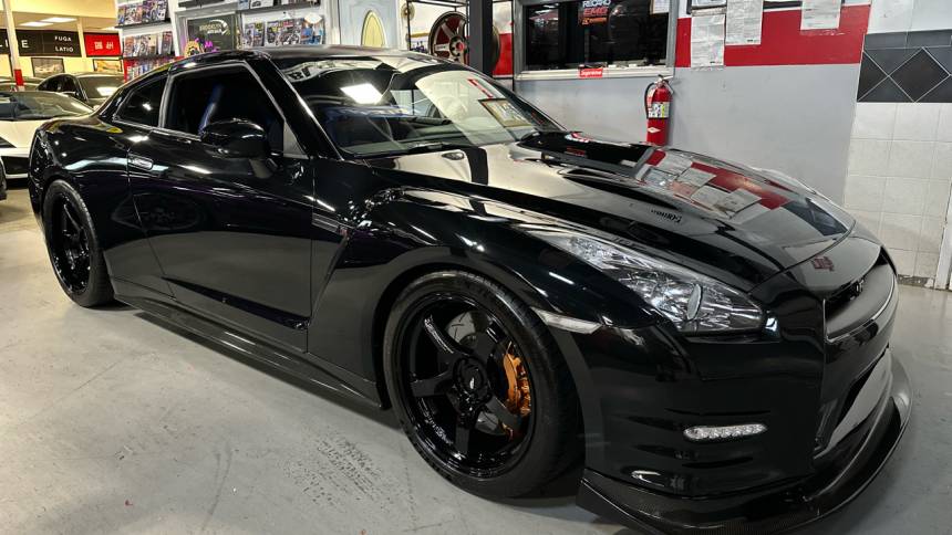 2014 nissan gt-r track edition