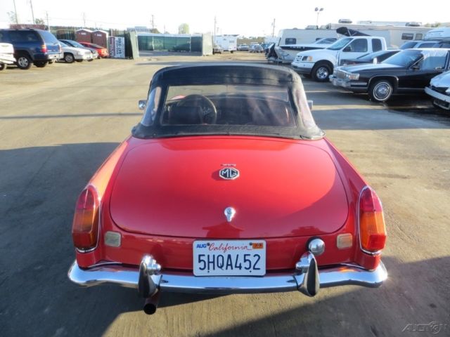 1972 mg mgb 2-door convertible 4-cylinder manual no reserve
